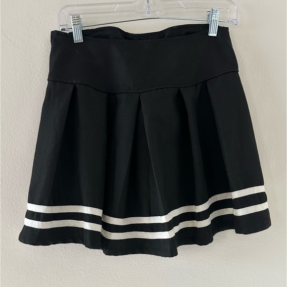 Hot Topic Skater Skirt Size: Medium - Picture 2 of 2